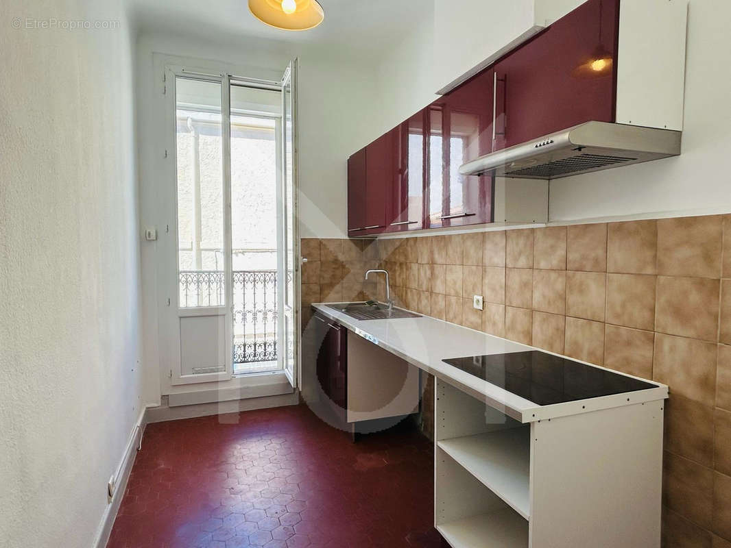 Appartement à MARSEILLE-9E