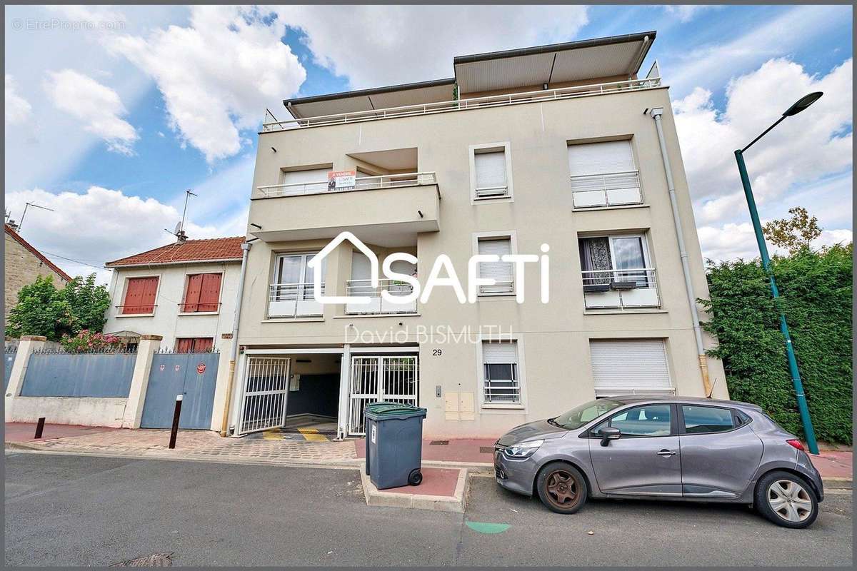 Photo 2 - Appartement à GENNEVILLIERS