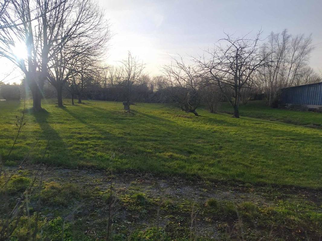 Photo 1 - Terrain à MAMETZ