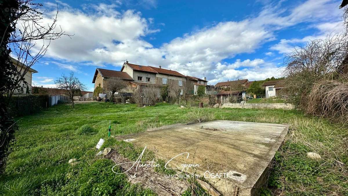 Photo 2 - Terrain à SAINT-ROMAIN-DE-JALIONAS