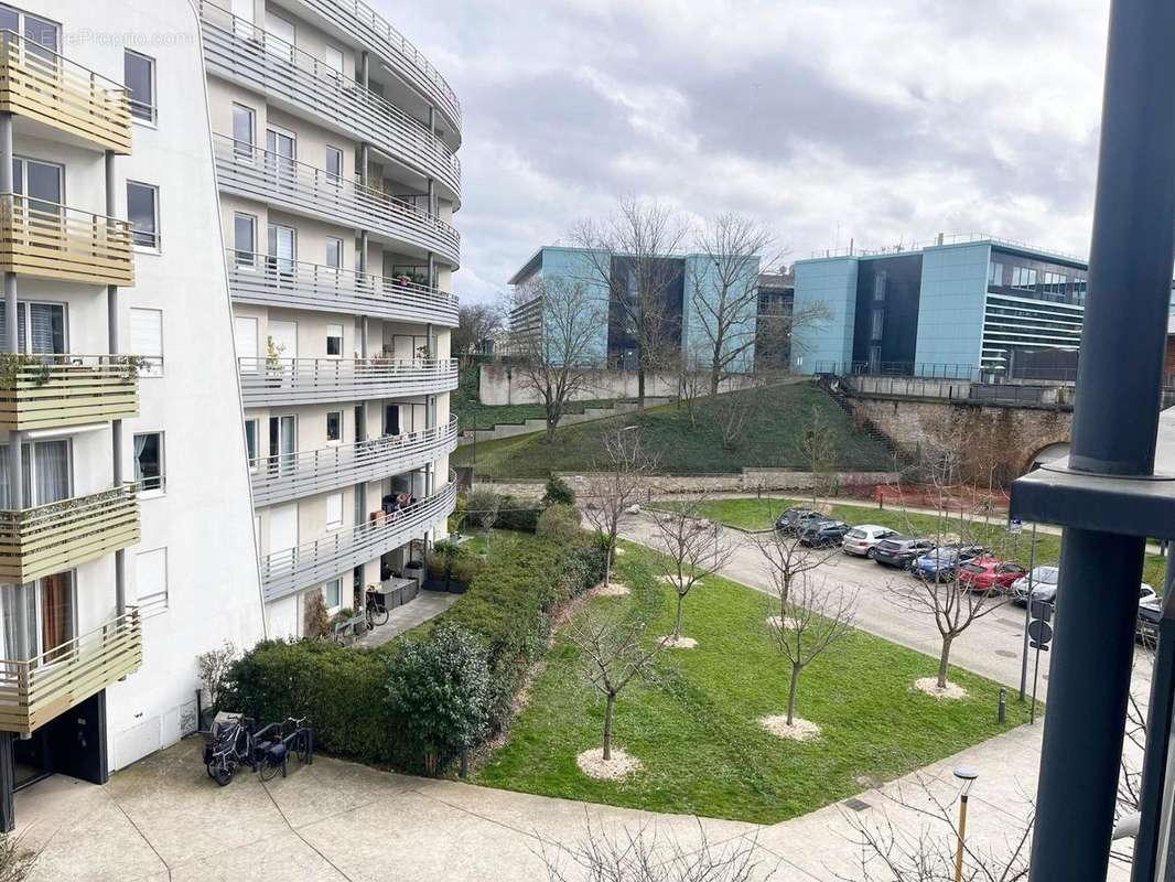 Photo 3 - Appartement à ISSY-LES-MOULINEAUX