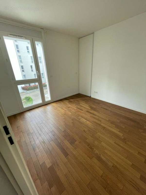 Photo 6 - Appartement à ISSY-LES-MOULINEAUX