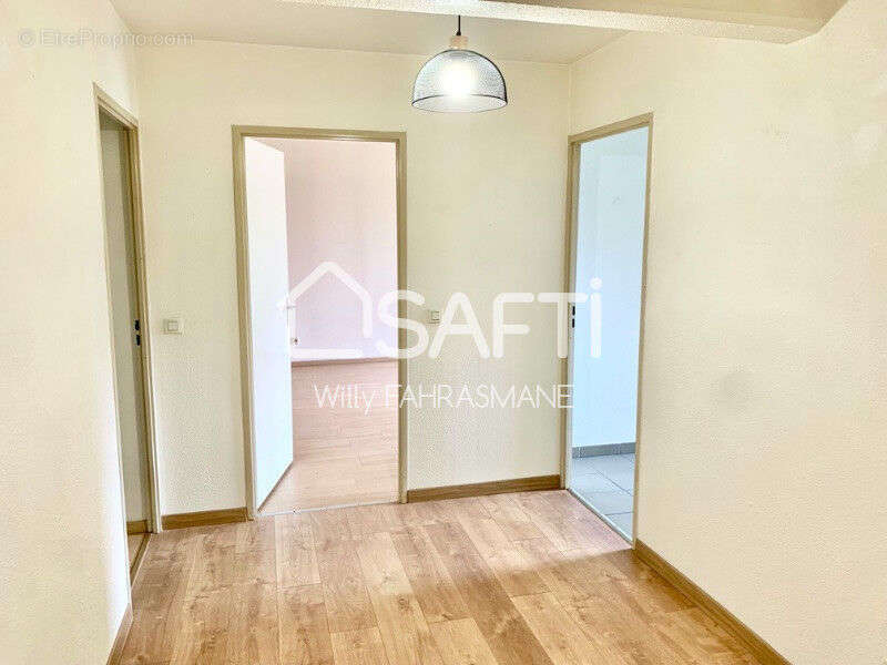 Photo 2 - Appartement à LIEUSAINT