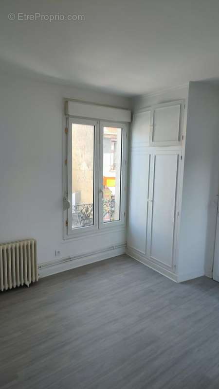 Photo 9 - Appartement à LES PAVILLONS-SOUS-BOIS