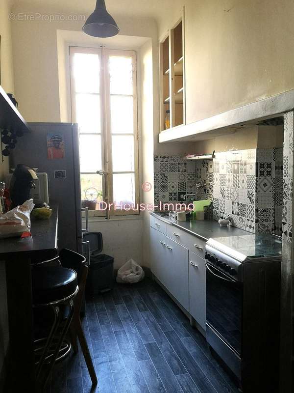 Appartement à MARSEILLE-5E