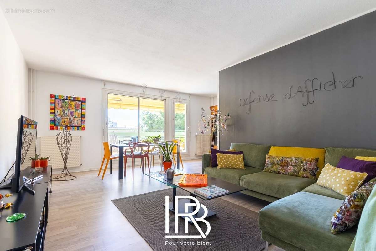 Appartement à MARSEILLE-8E