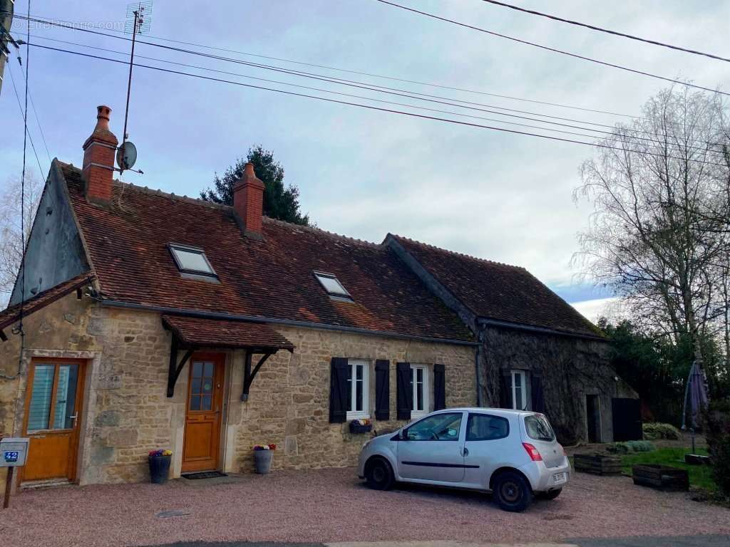 Maison à PREMERY