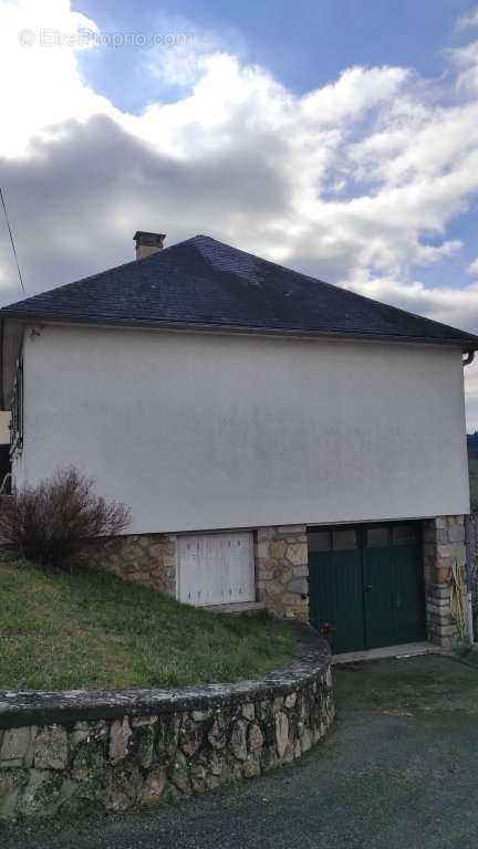 Maison à CHATEAU-CHINON(VILLE)