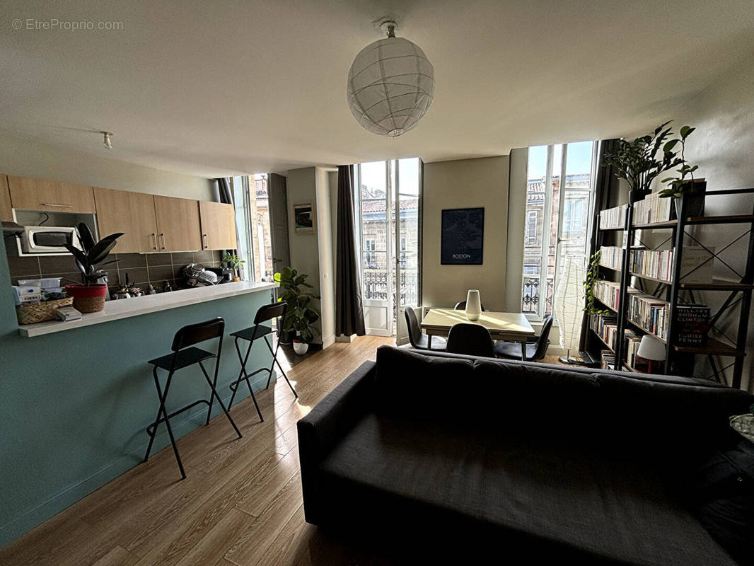 Appartement à BORDEAUX