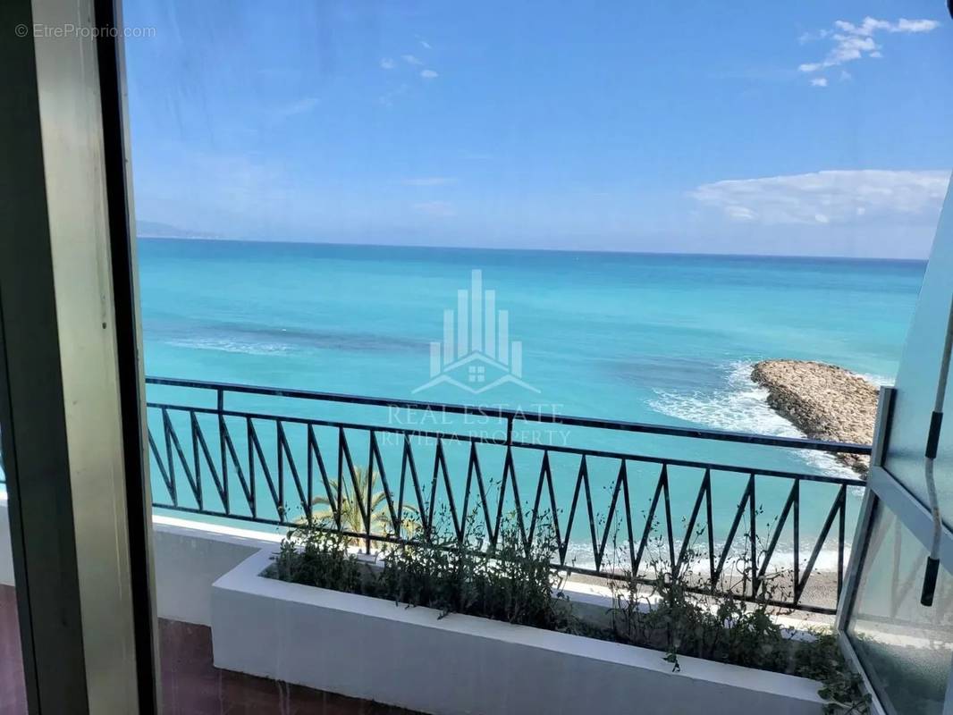 Appartement à ROQUEBRUNE-CAP-MARTIN