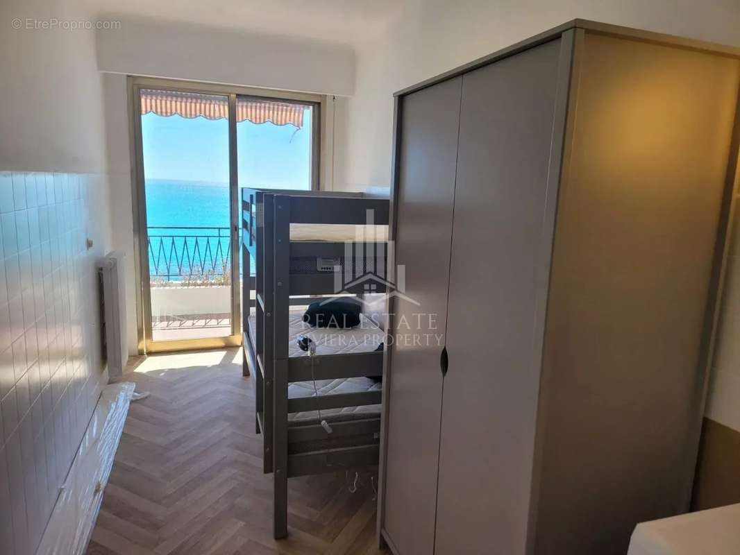 Appartement à ROQUEBRUNE-CAP-MARTIN