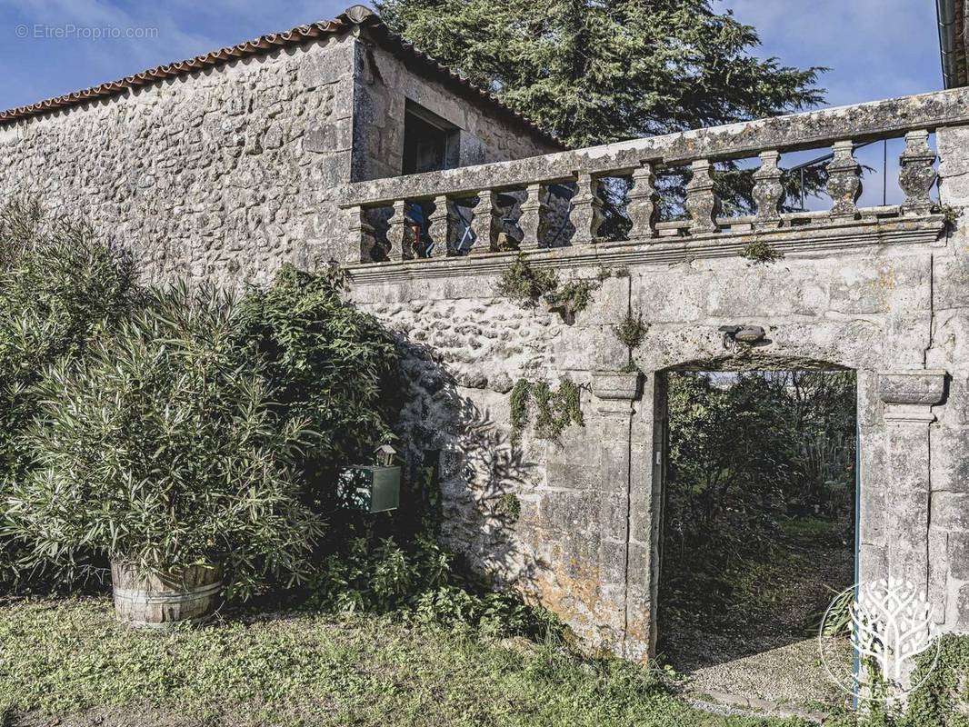 demeure charentemaritime - Maison à ROCHEFORT