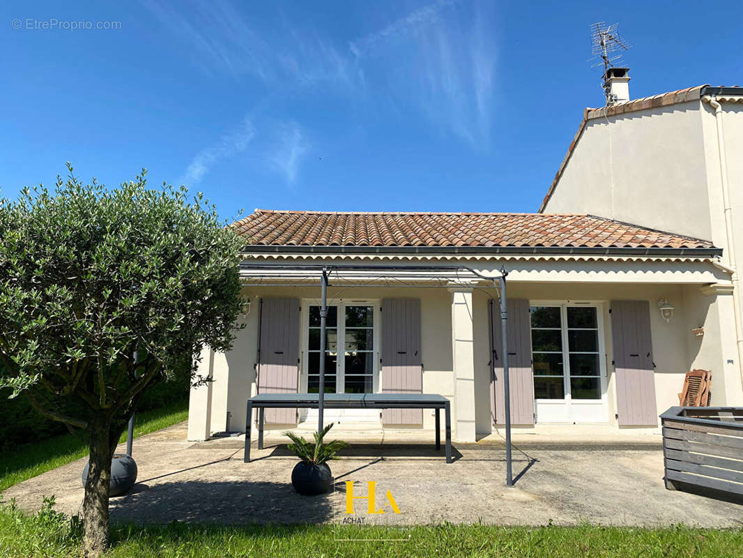 Maison à MOURS-SAINT-EUSEBE