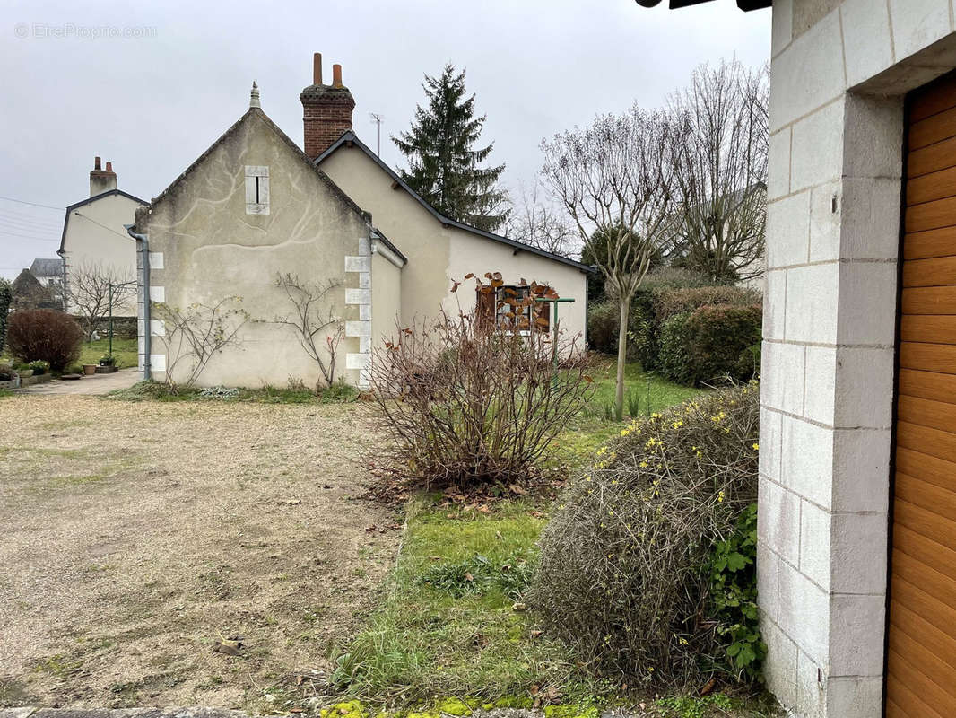 Maison à MONTLOUIS-SUR-LOIRE