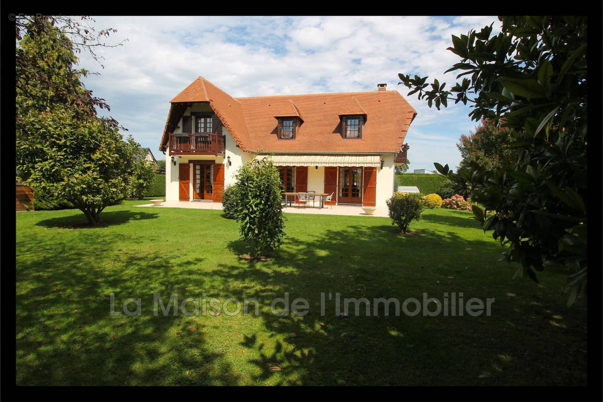 Maison à ROMILLY-SUR-ANDELLE