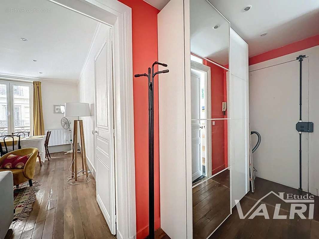 Appartement à PARIS-11E