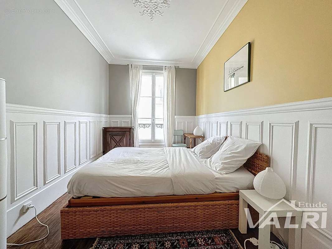 Appartement à PARIS-11E