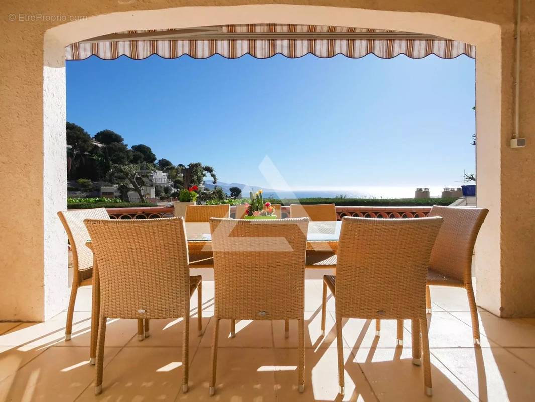 Appartement à ROQUEBRUNE-CAP-MARTIN