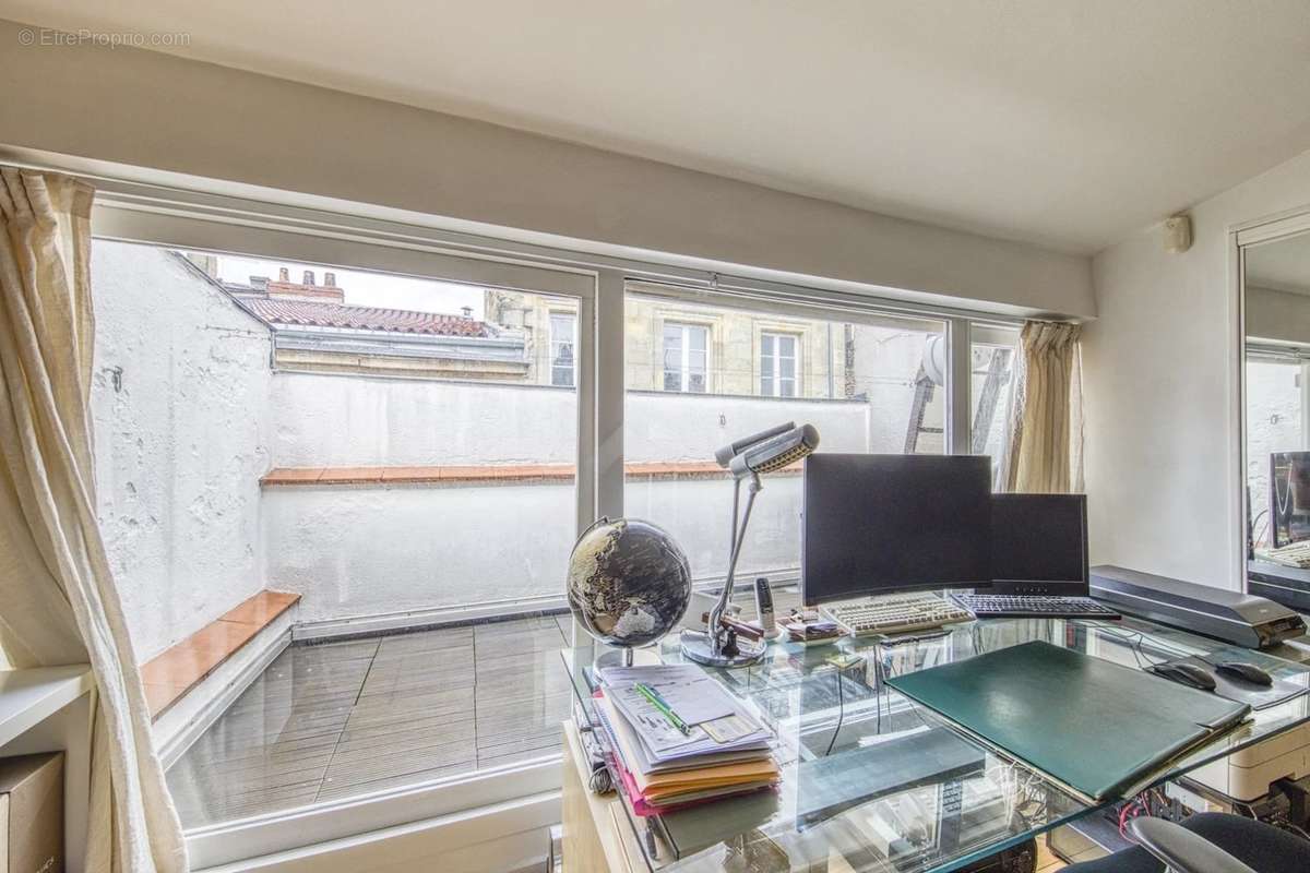 Appartement à BORDEAUX