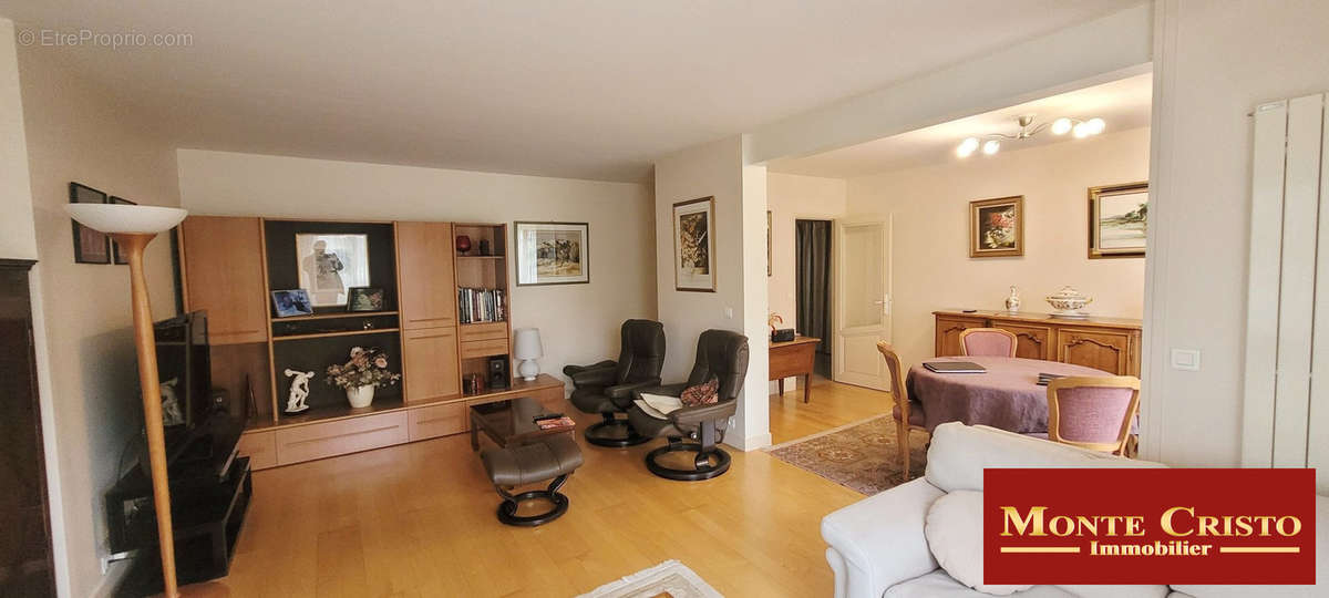 Appartement à VERSAILLES