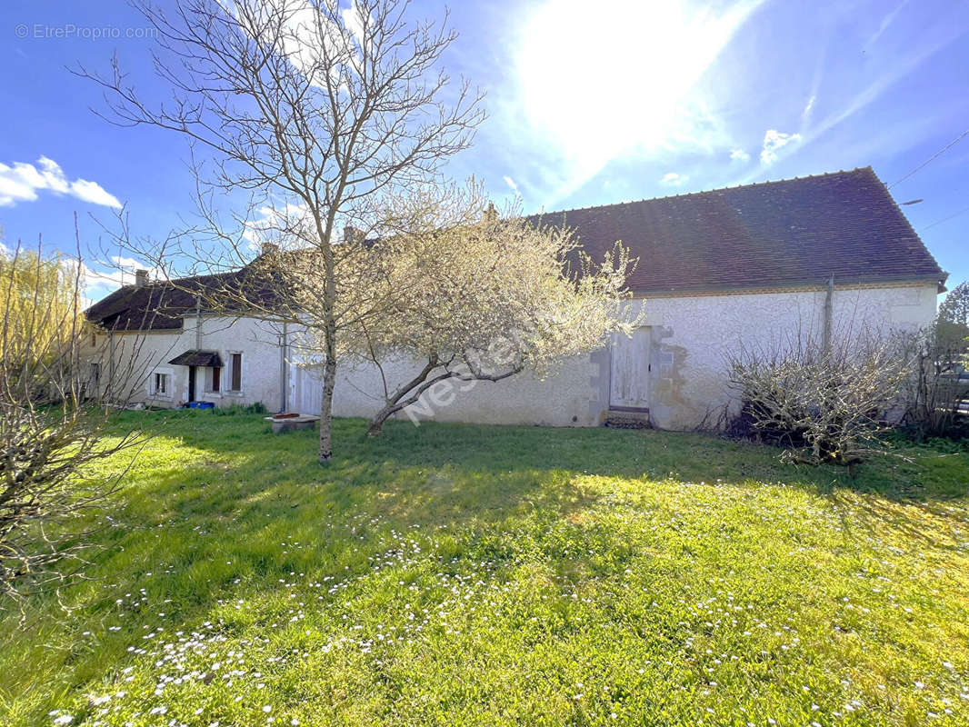 Maison à VARENNES-SUR-FOUZON