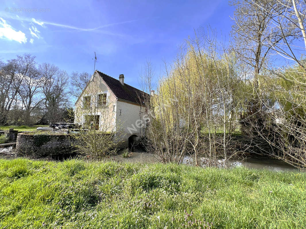 Maison à VARENNES-SUR-FOUZON