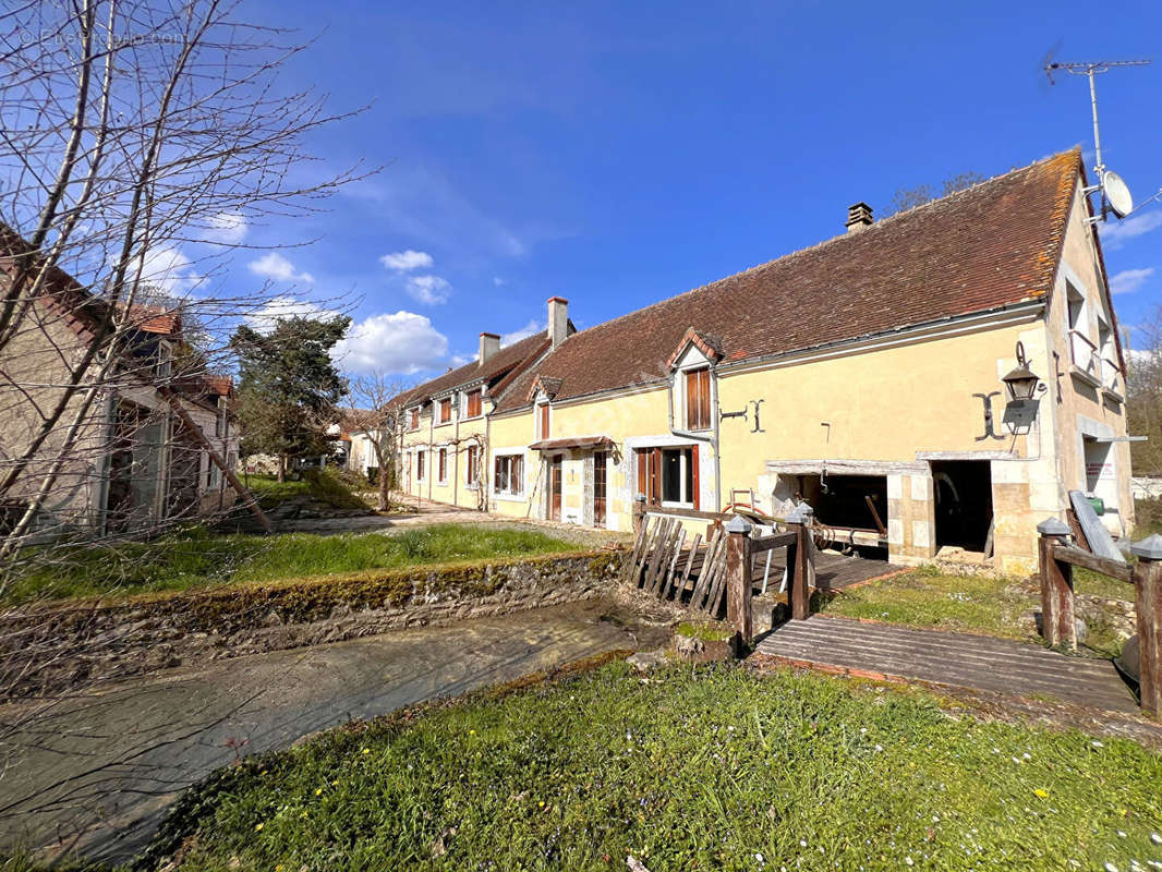 Maison à VARENNES-SUR-FOUZON