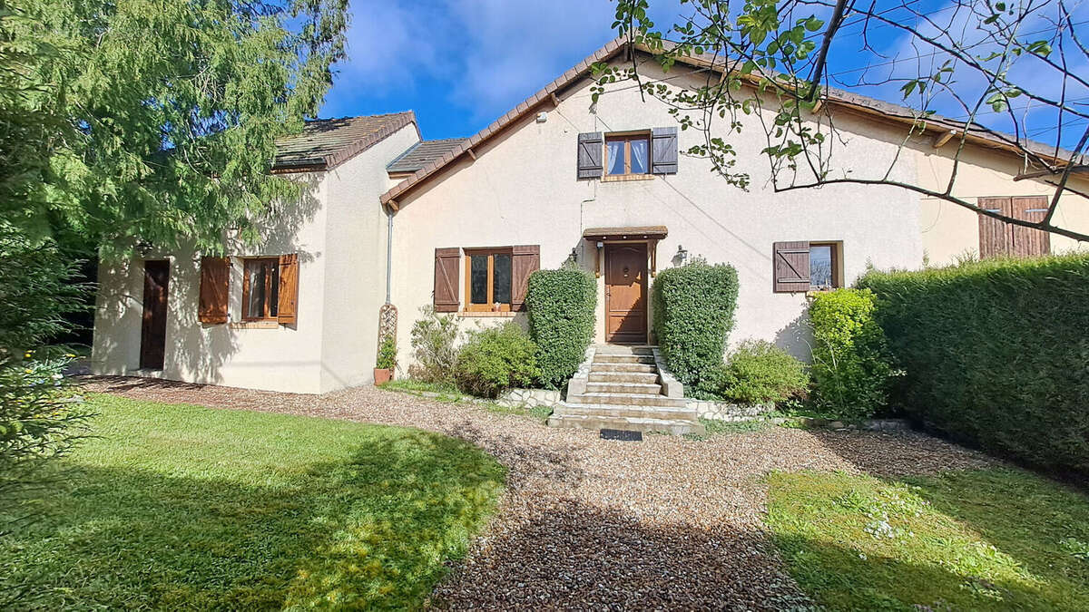 Maison à CHEVREUSE