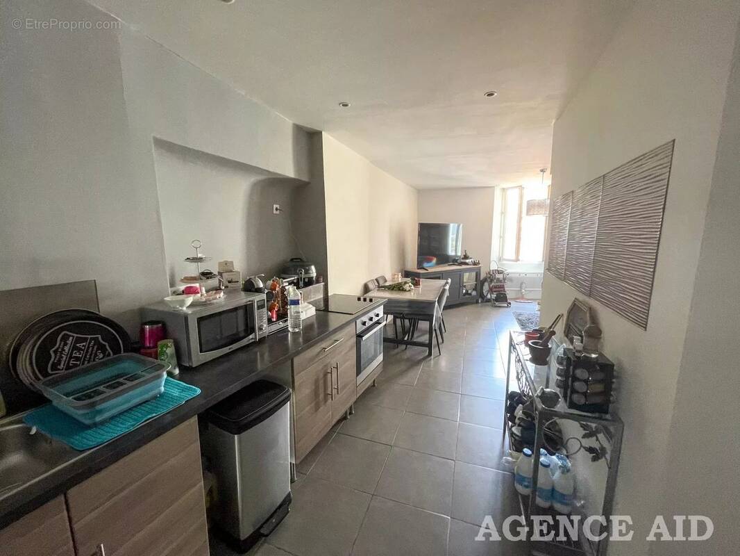 Appartement à CUGES-LES-PINS