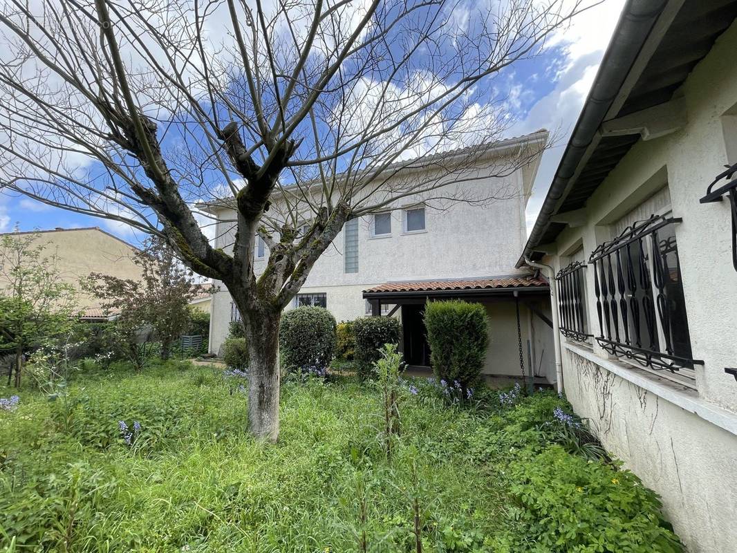 Maison à FLOIRAC