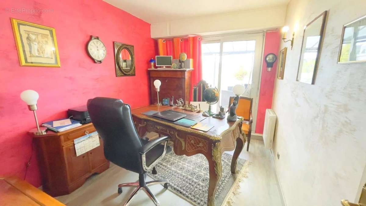 Appartement à MARSEILLE-11E