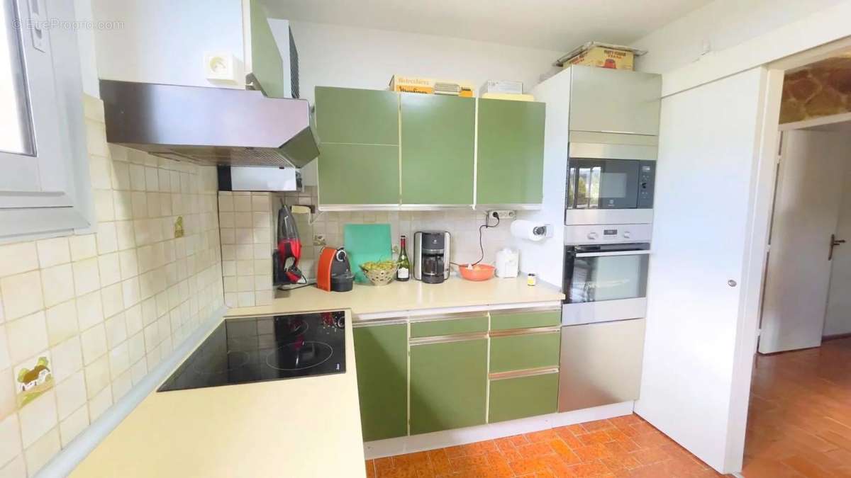 Appartement à MARSEILLE-11E