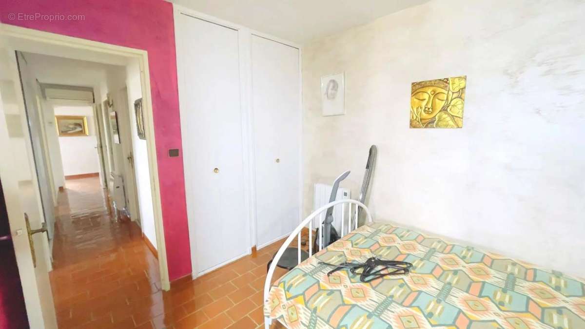 Appartement à MARSEILLE-11E