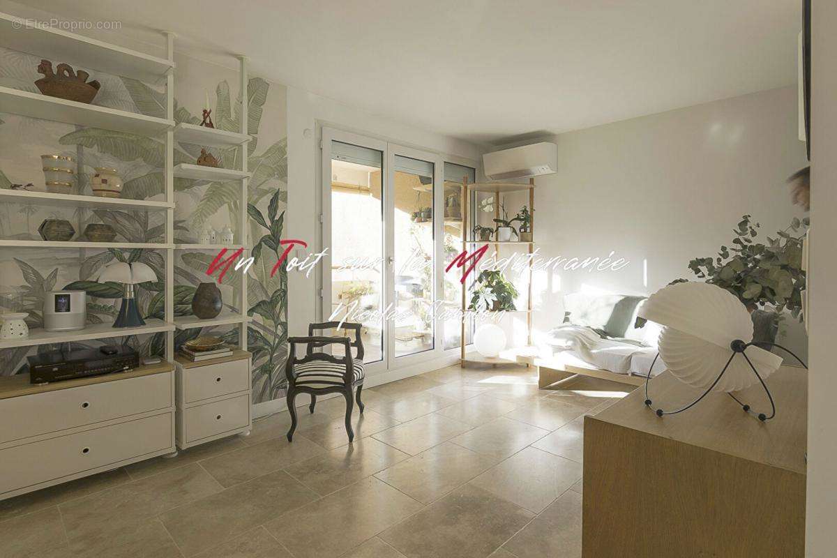 Appartement à HYERES