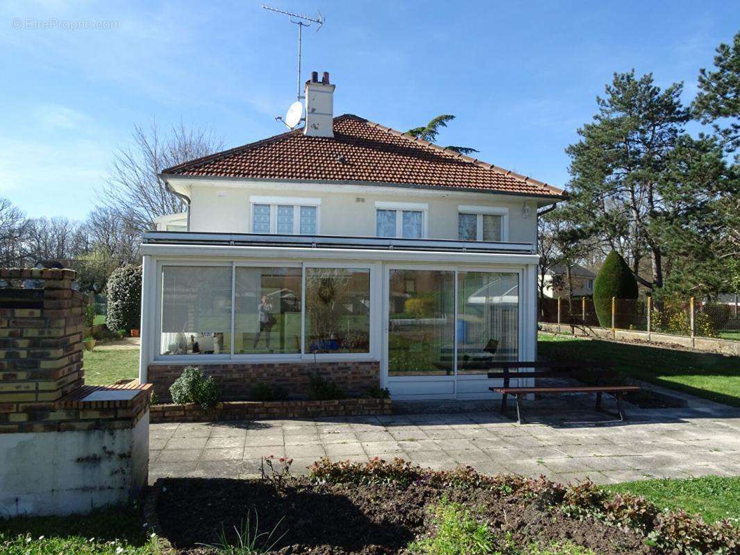 Maison à LA BUSSIERE