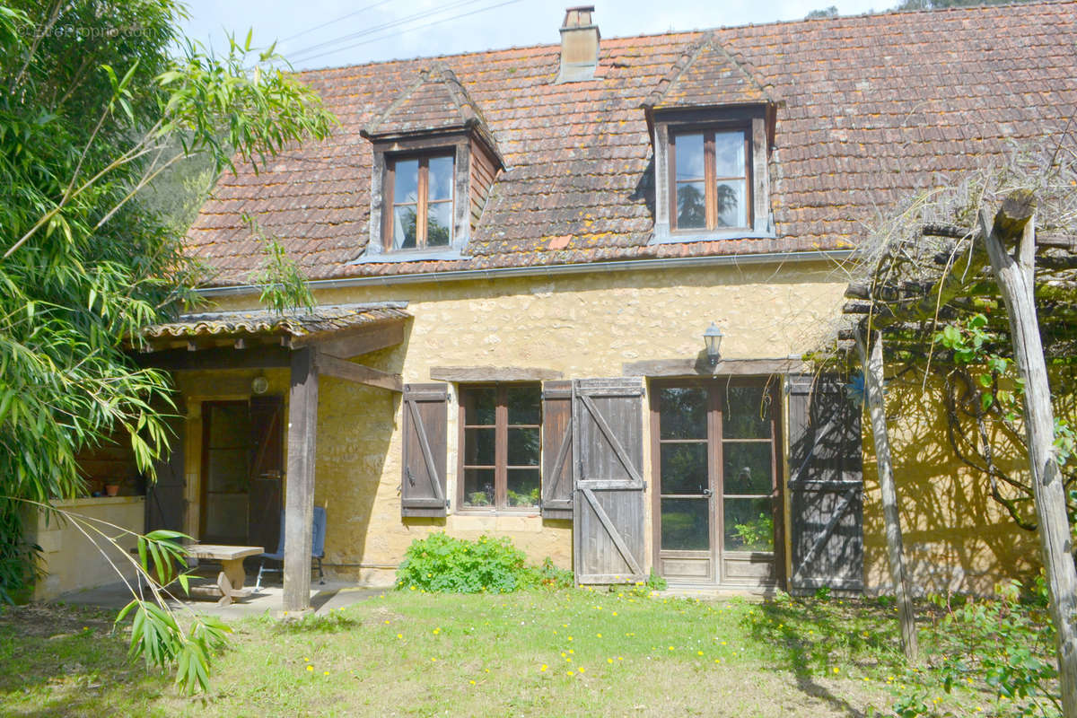 Maison à LES EYZIES-DE-TAYAC-SIREUIL