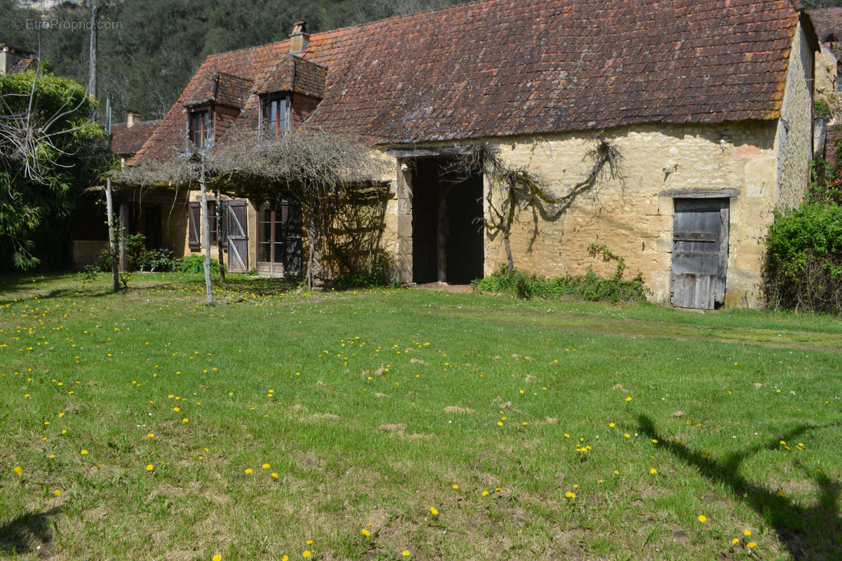 Maison à LES EYZIES-DE-TAYAC-SIREUIL