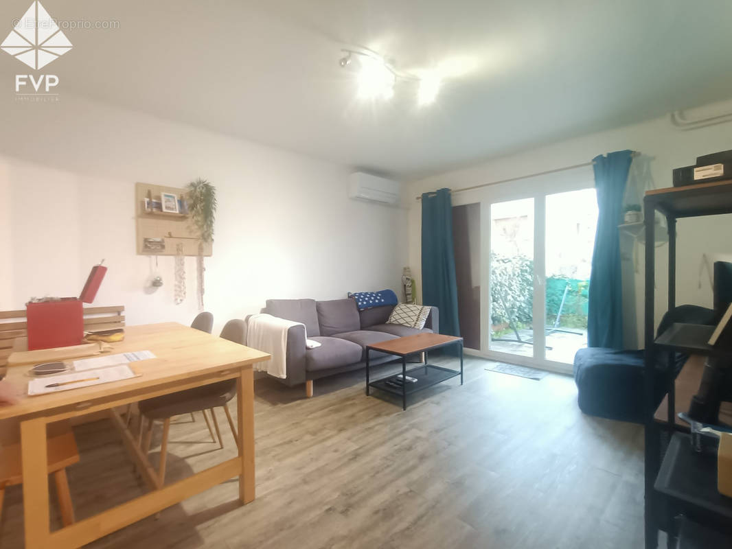 Appartement à HYERES