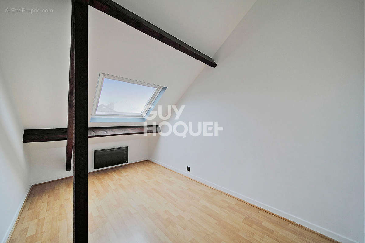 Appartement à OZOIR-LA-FERRIERE