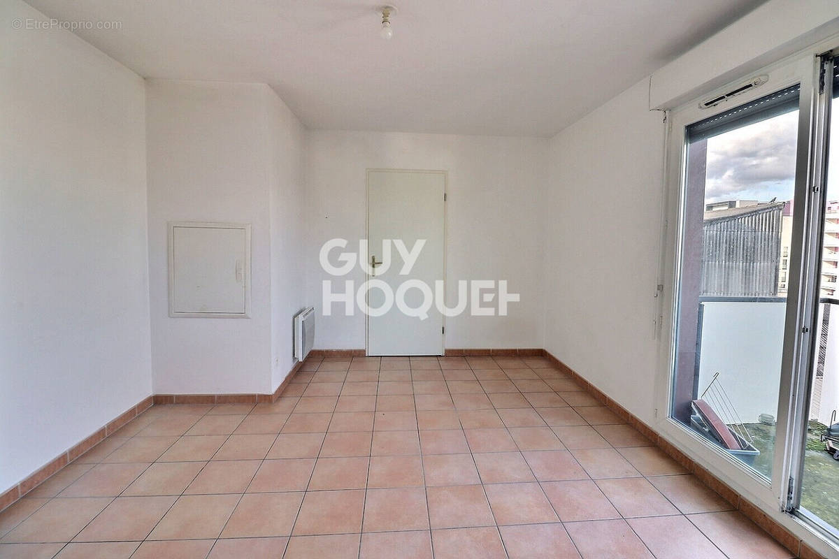 Appartement à AUBERVILLIERS