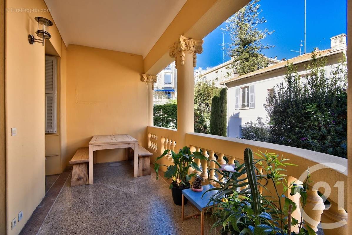 Appartement à NICE