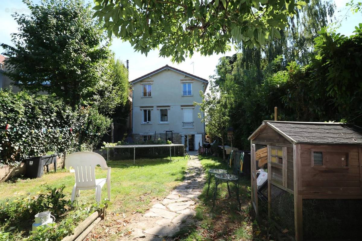 Maison à LE CHESNAY