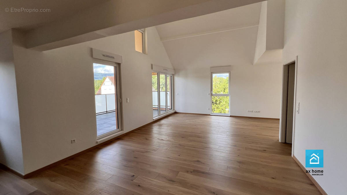 Salon / Séjour - Appartement à OBERNAI