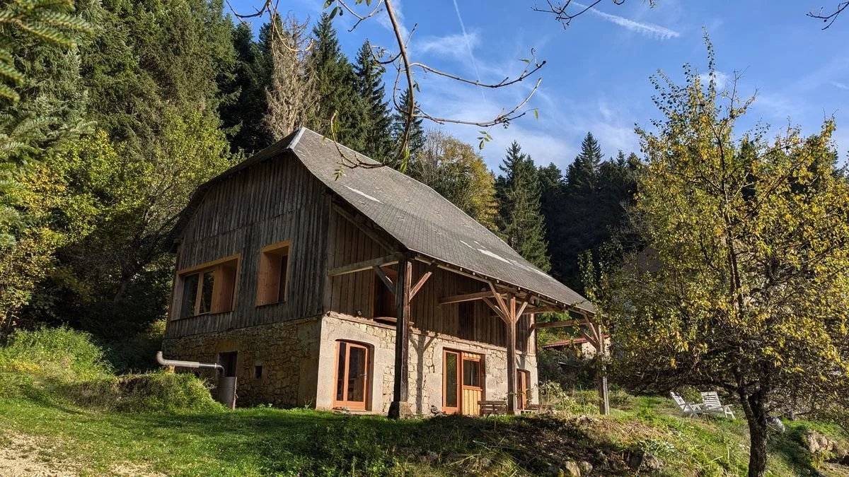 Maison à SAINT-PIERRE-DE-CHARTREUSE