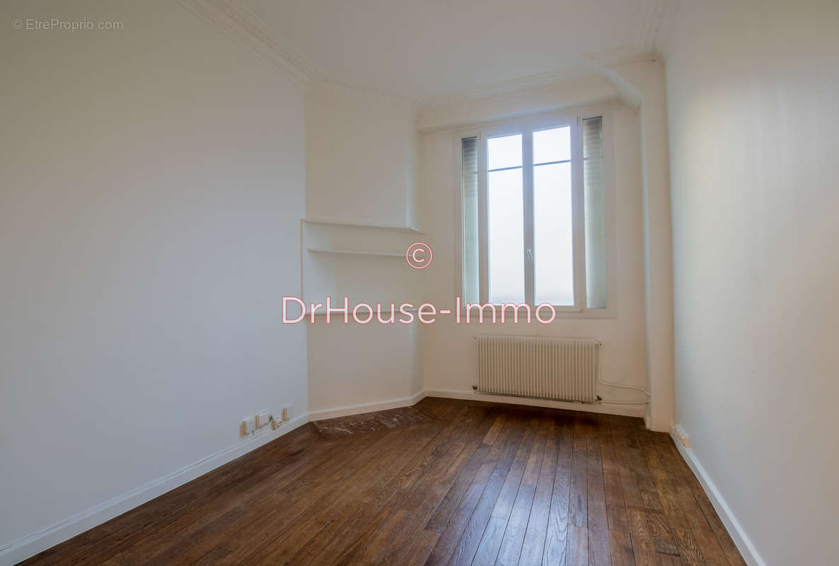 Appartement à ISSY-LES-MOULINEAUX