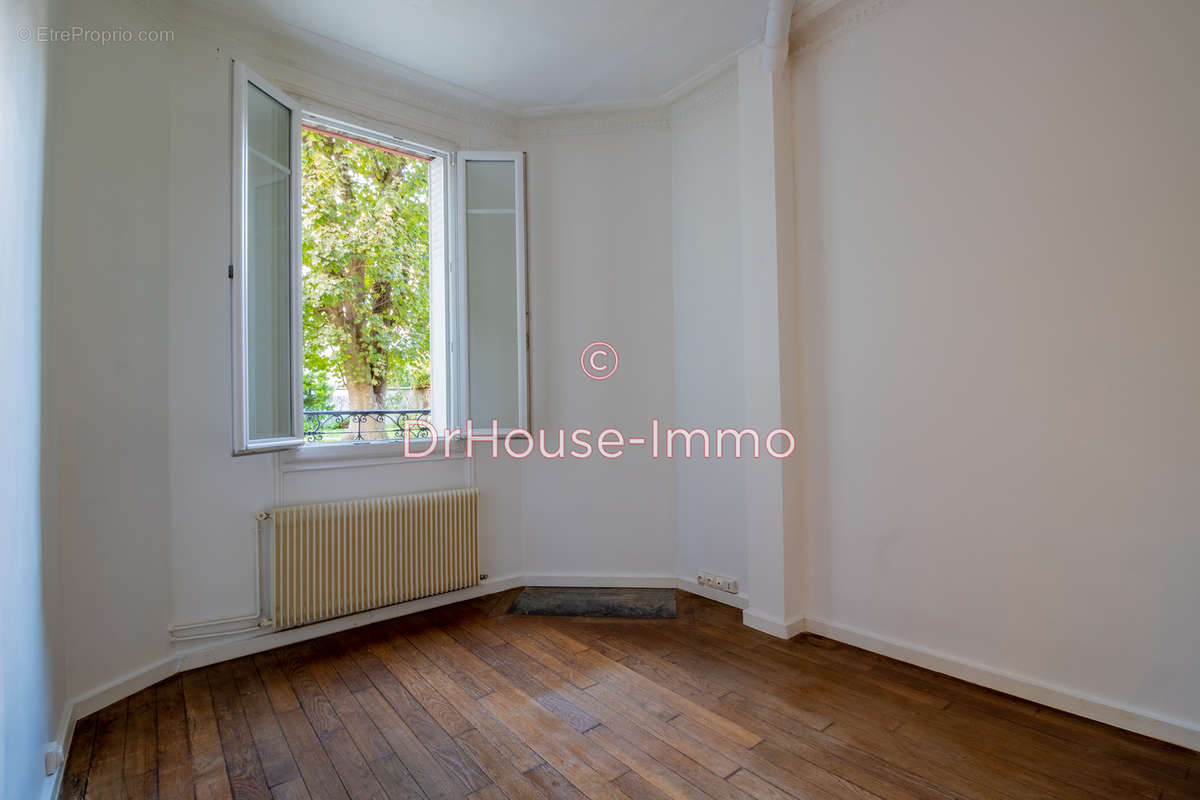 Appartement à ISSY-LES-MOULINEAUX