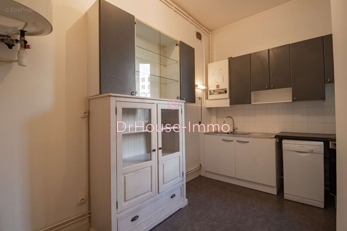 Appartement à ISSY-LES-MOULINEAUX