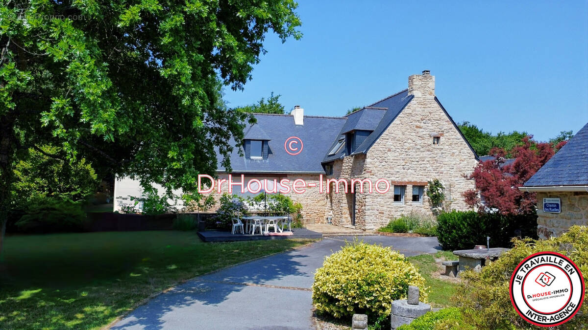 Maison à PLOUGOUMELEN