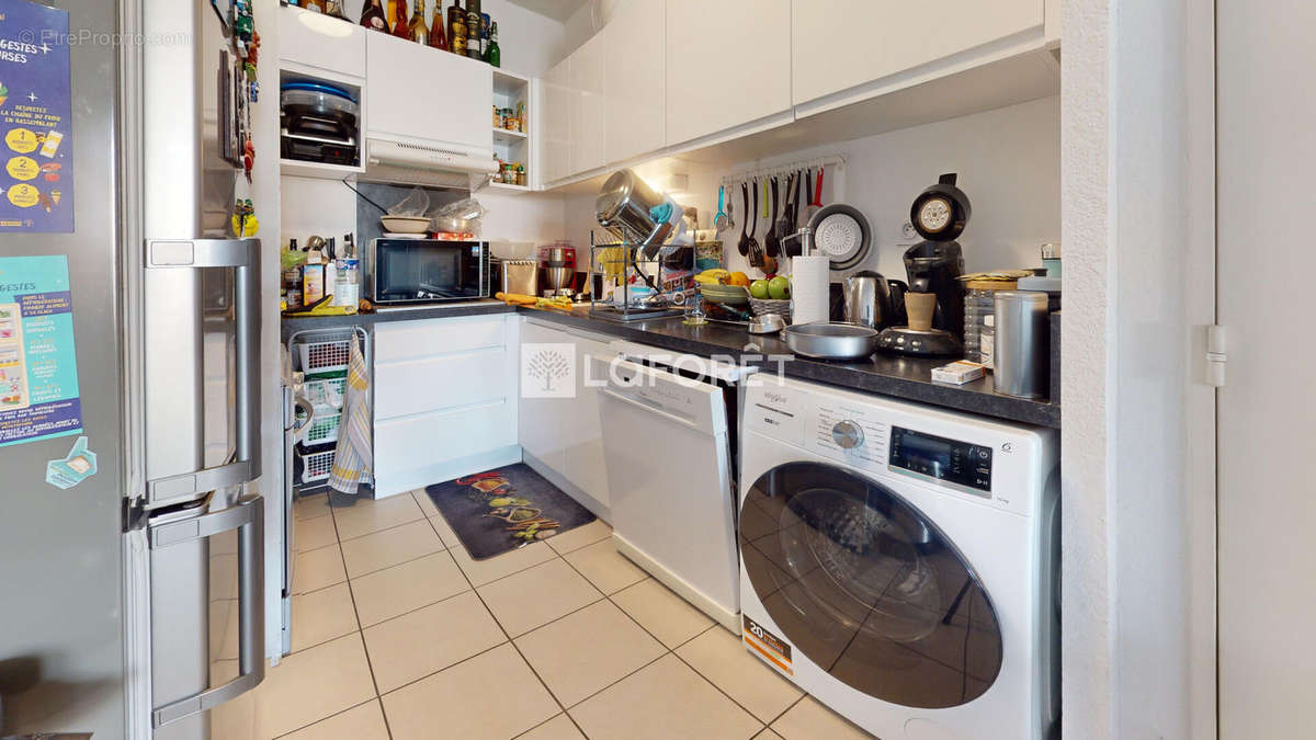 Appartement à MARSEILLE-13E