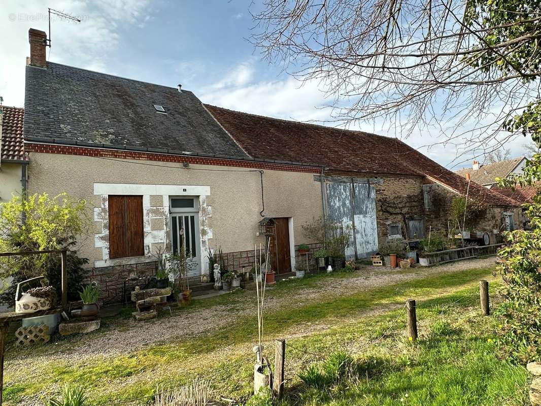 Maison à POULIGNY-NOTRE-DAME